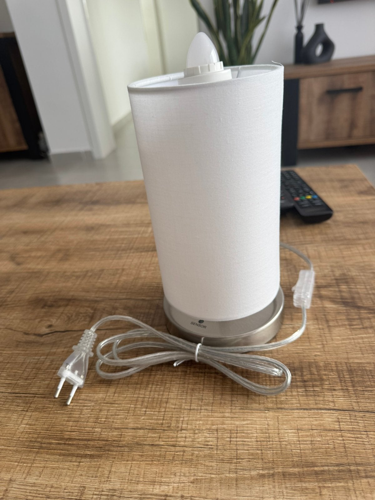 Witte tafellamp, Ophalen, Nieuw