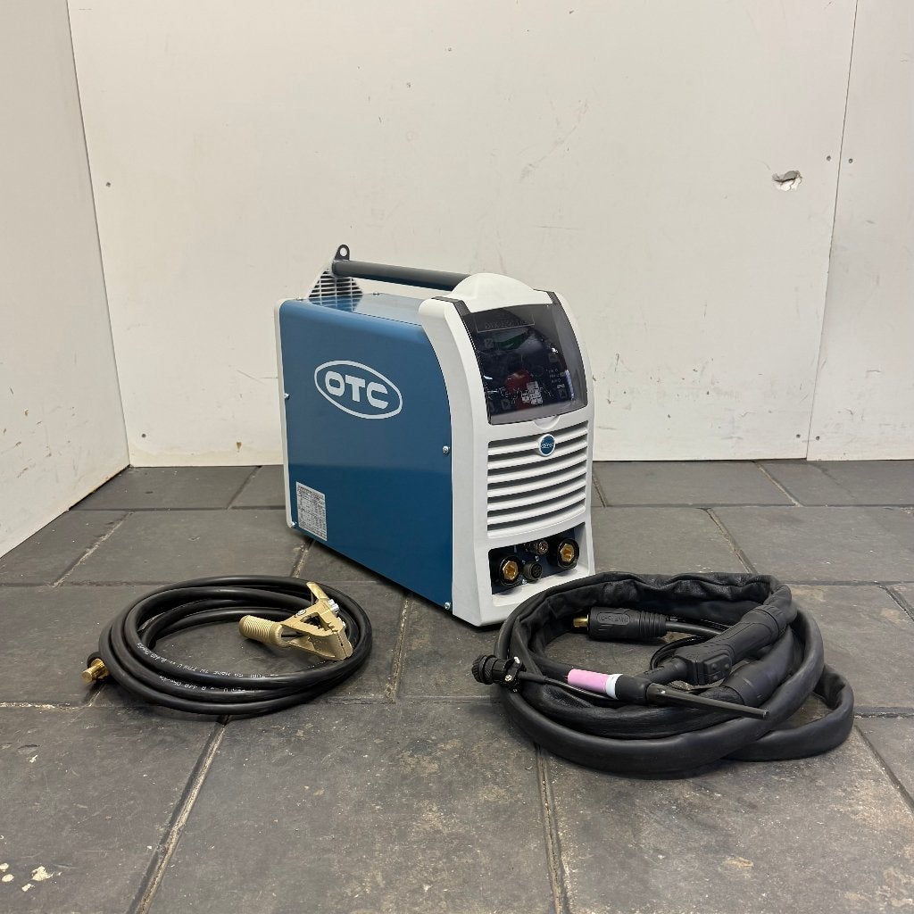 Gebruikte OTC DTX2200 Pulse Tig Laspost Lasapparaat Machine, Doe-het-zelf en Bouw, Gereedschap | Lasapparaten, Zo goed als nieuw