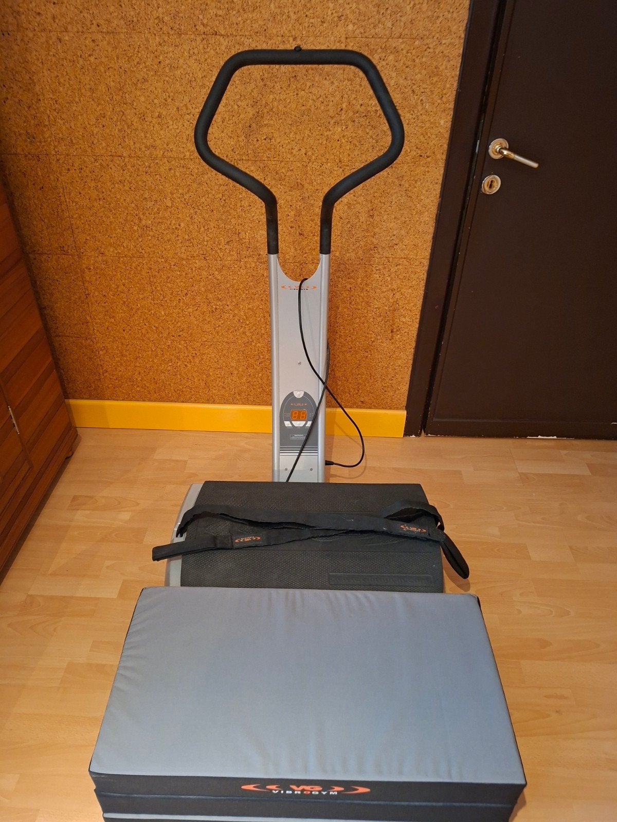 trilplaat Vibro Gym, Ophalen, Benen, Trilplaat, Zo goed als nieuw
