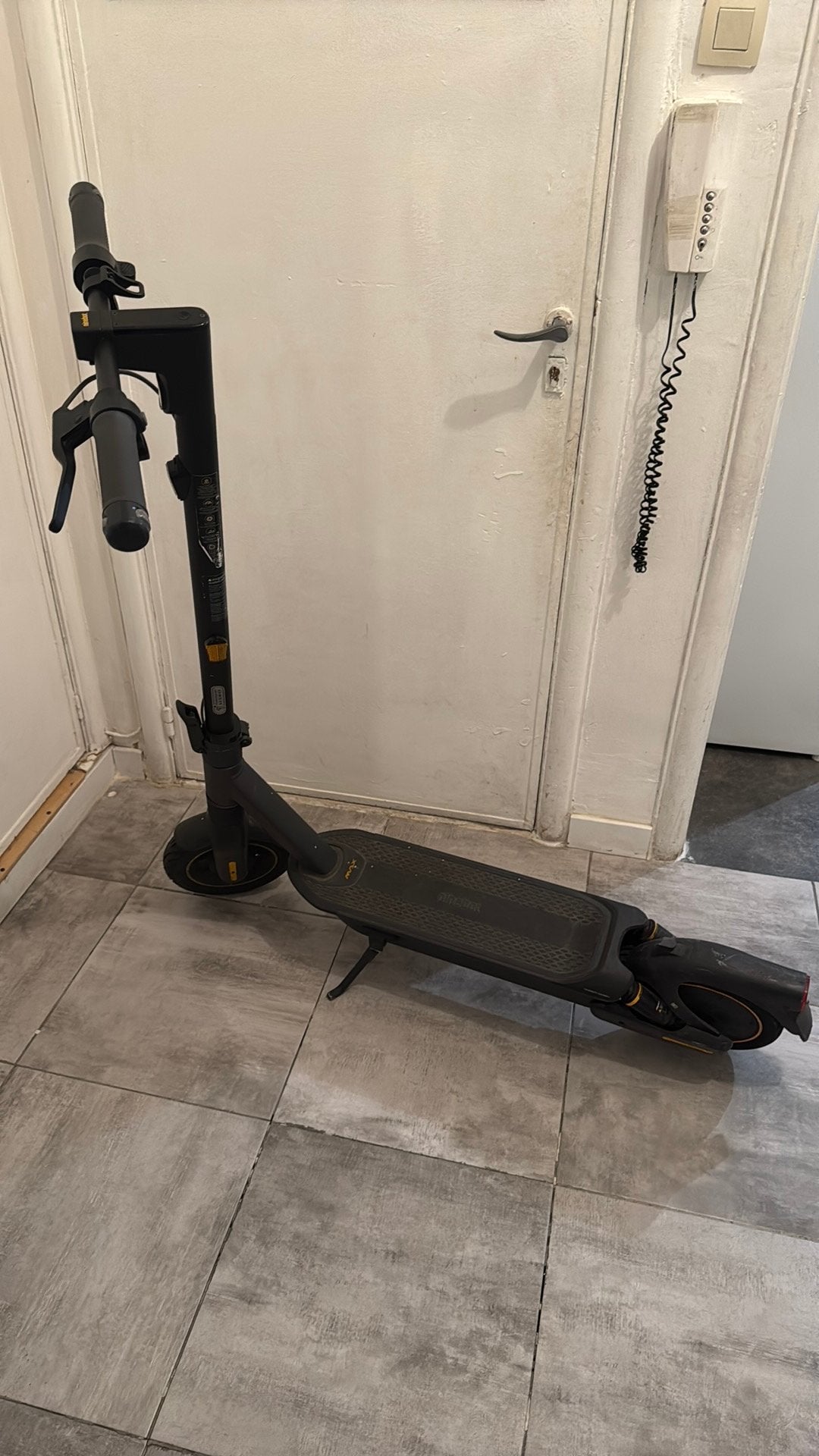 Verkopen, Fietsen en Brommers, Ophalen, Zo goed als nieuw, Elektrische step (E-scooter)
