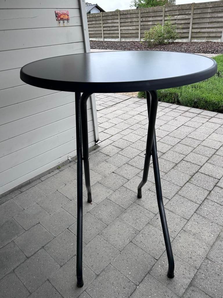 Partytafel.         GERESERVEERD, Tuin en Terras, Ophalen, Gebruikt