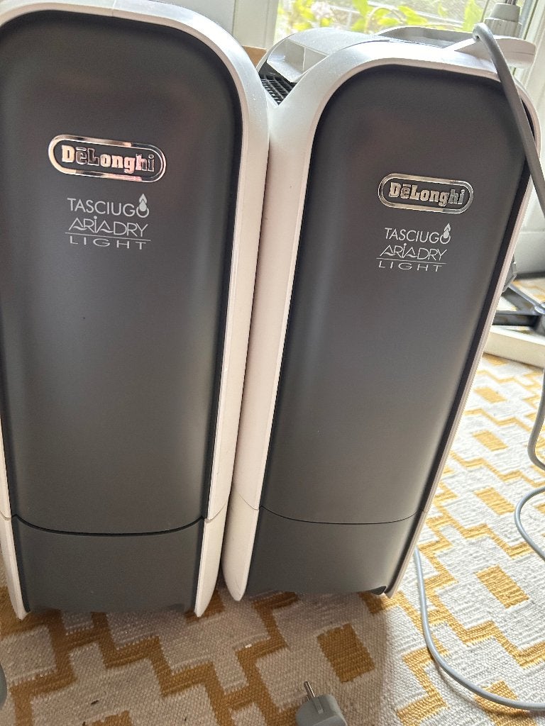 DeLonghi ontvochtigers Prijs per stuk, Elektronische apparatuur, Luchtbehandelingsapparatuur, Ophalen, Gebruikt, Luchtontvochter