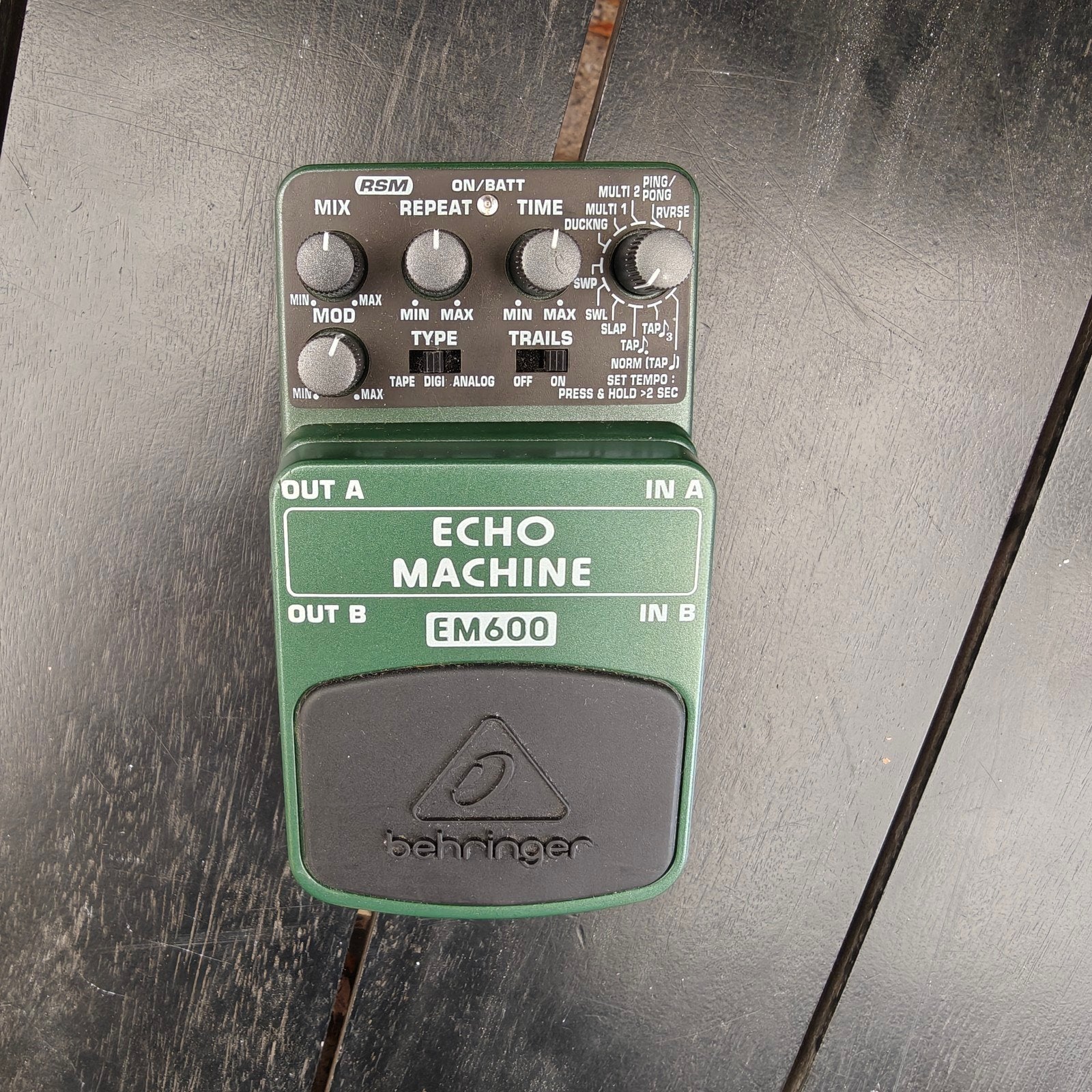 Behringer Echo Machine EM600, Musique & Instruments, Enlèvement ou Envoi