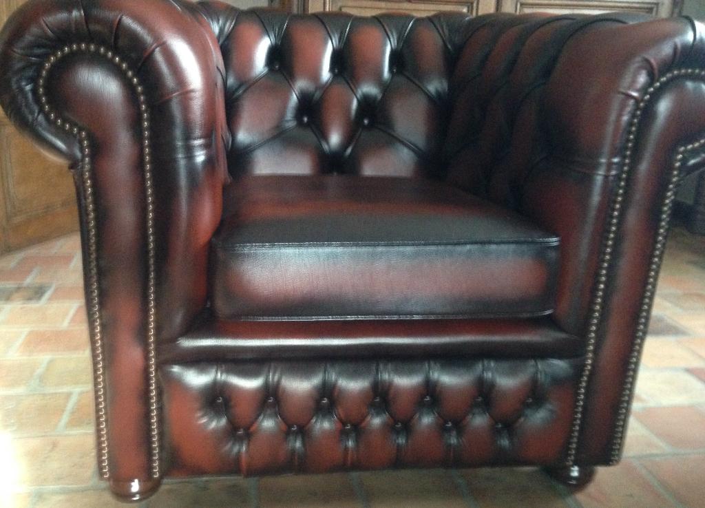 Chesterfield Burnley leren fauteuil — bordeaux — als nieuw, Huis en Inrichting, Zetels | Zetels, Zo goed als nieuw, Rechte bank