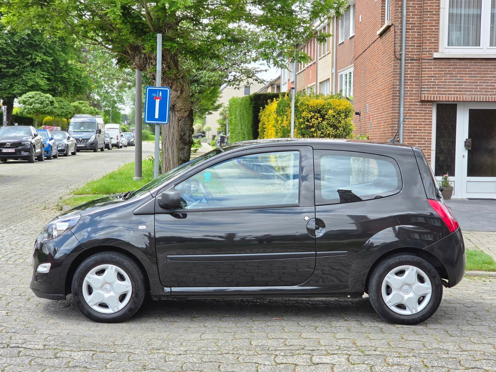RENAULT TWINGO 1.2i / 46.000KM / EU5 / ÉTAT SHOWROOM, Autos, Euro 5, Entreprise, Boîte manuelle, Noir