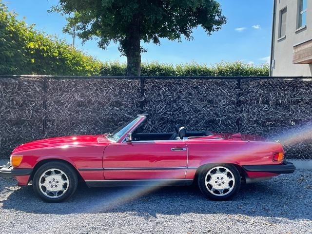 Mercedes 560 SL R107 Roadster + Hardtop ' 1986, Cruise Control, 5600 cc, Zwart, Cabriolet