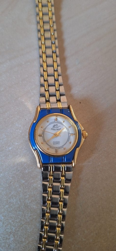 Steltman quartz dameshorloge, Bijoux, Sacs & Beauté, Montres | Femmes, Enlèvement, Comme neuf, Autres matériaux, Montre-bracelet