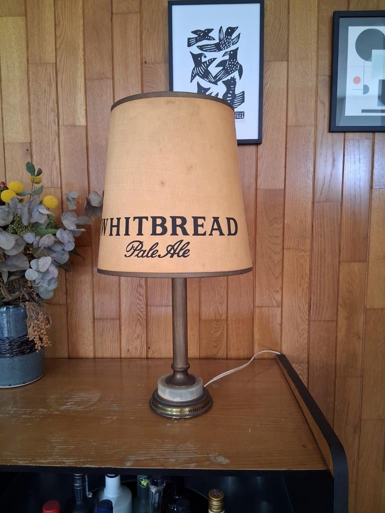 Vintage Whitbread Pale Ale Lamp, Huis en Inrichting, Ophalen