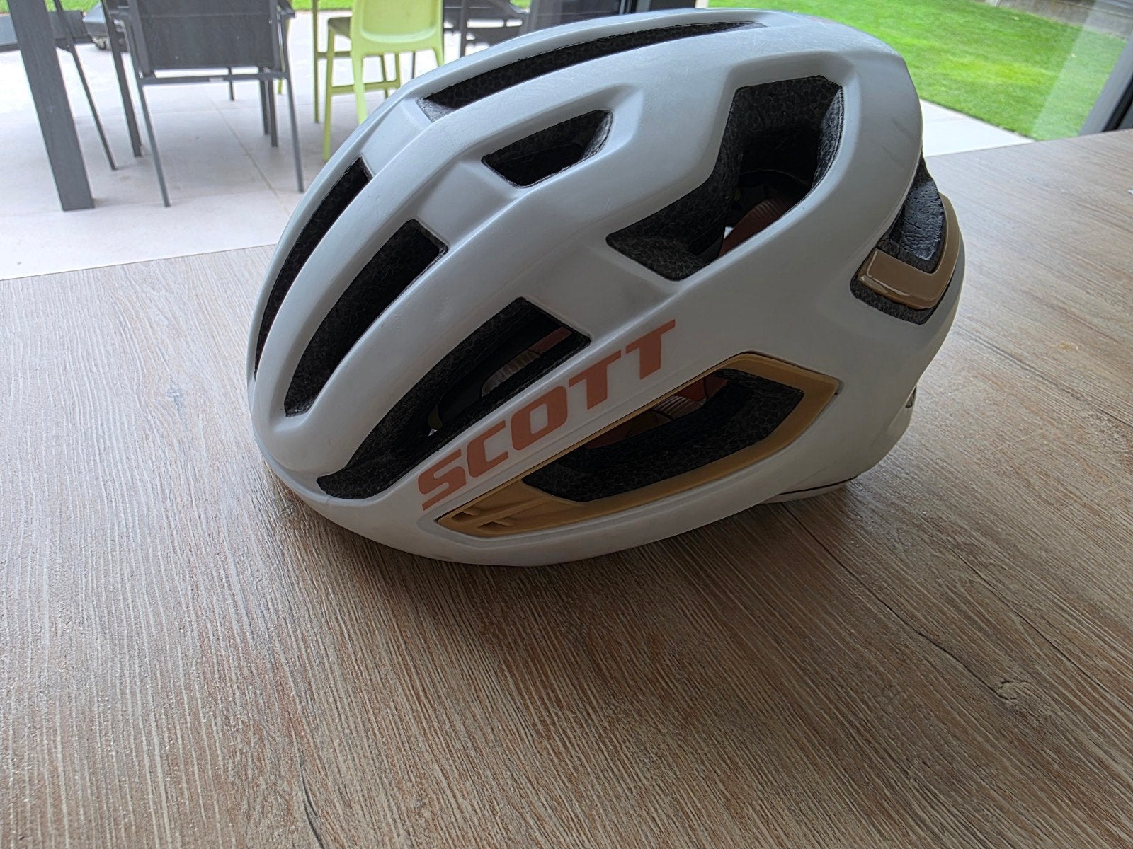 kinder fietshelm, Meisje, Zo goed als nieuw, Scott, Ophalen
