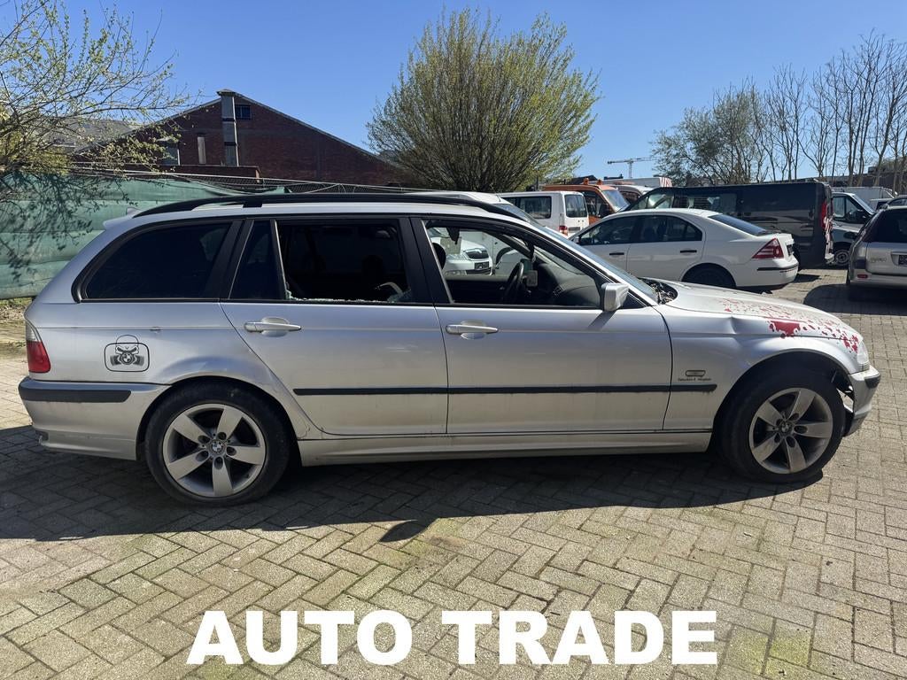 BMW 3-reeks (alle) 320D | Zo meenemen | Handelaar | Export, Autos, 100 kW, Argent ou Gris, Achat, Entreprise