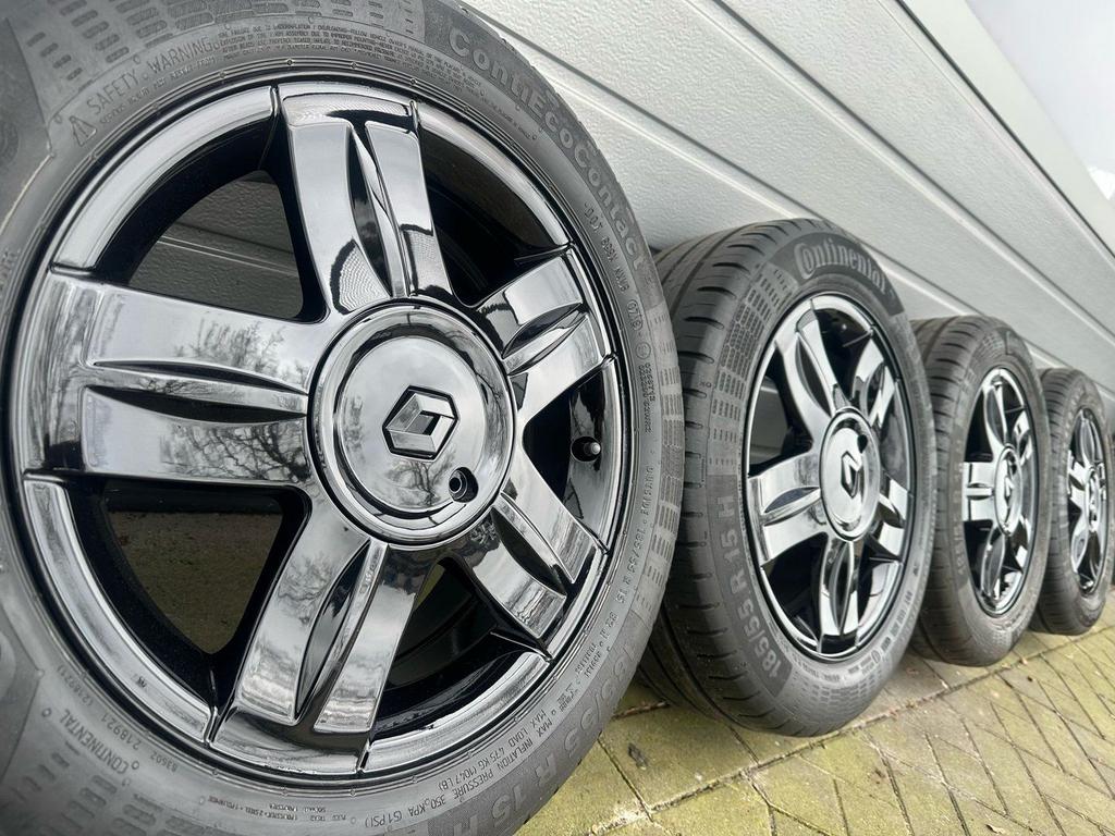 zwarte 15 inch Renault Clio Modus Kangoo velgen zomerbanden, Auto-onderdelen, Banden en Velgen, Gebruikt, 15 inch, -, -