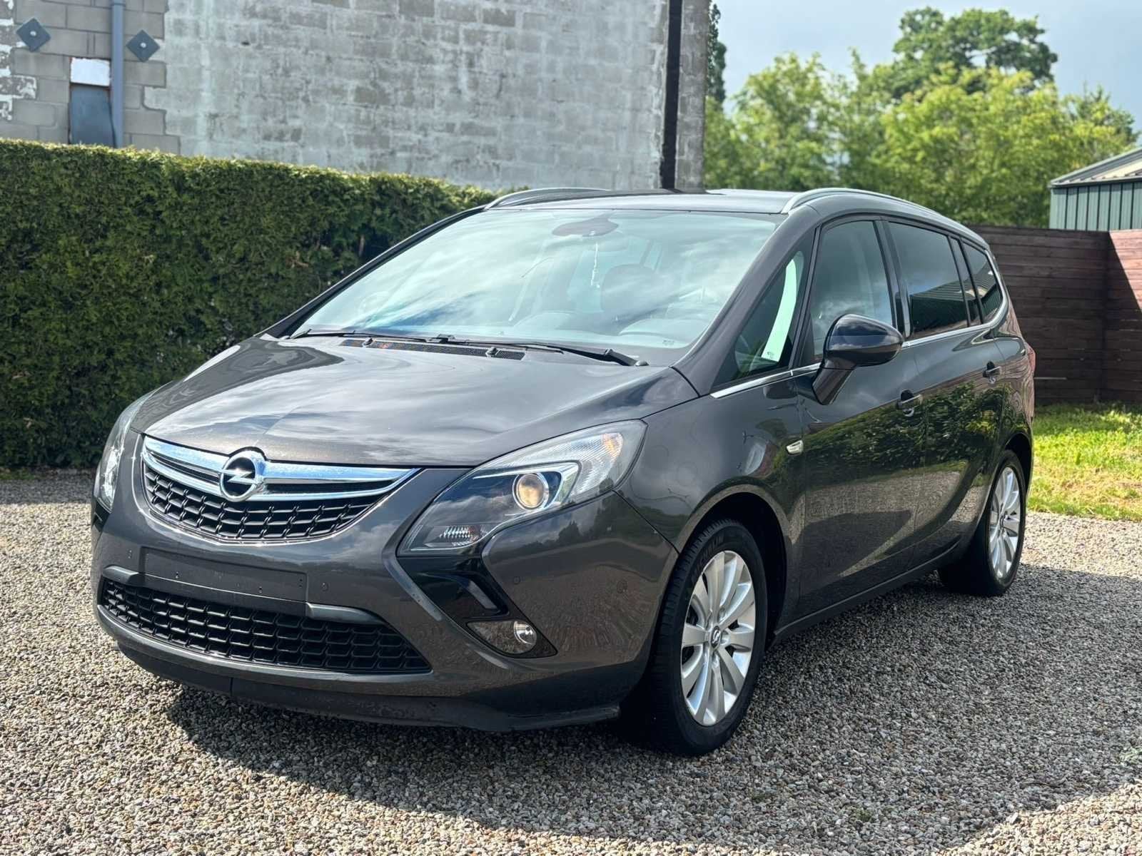 2016 Opel Zafira Tourer P-J/SW Voiture, Autos, Achat, Entreprise, Autre carrosserie, Occasion
