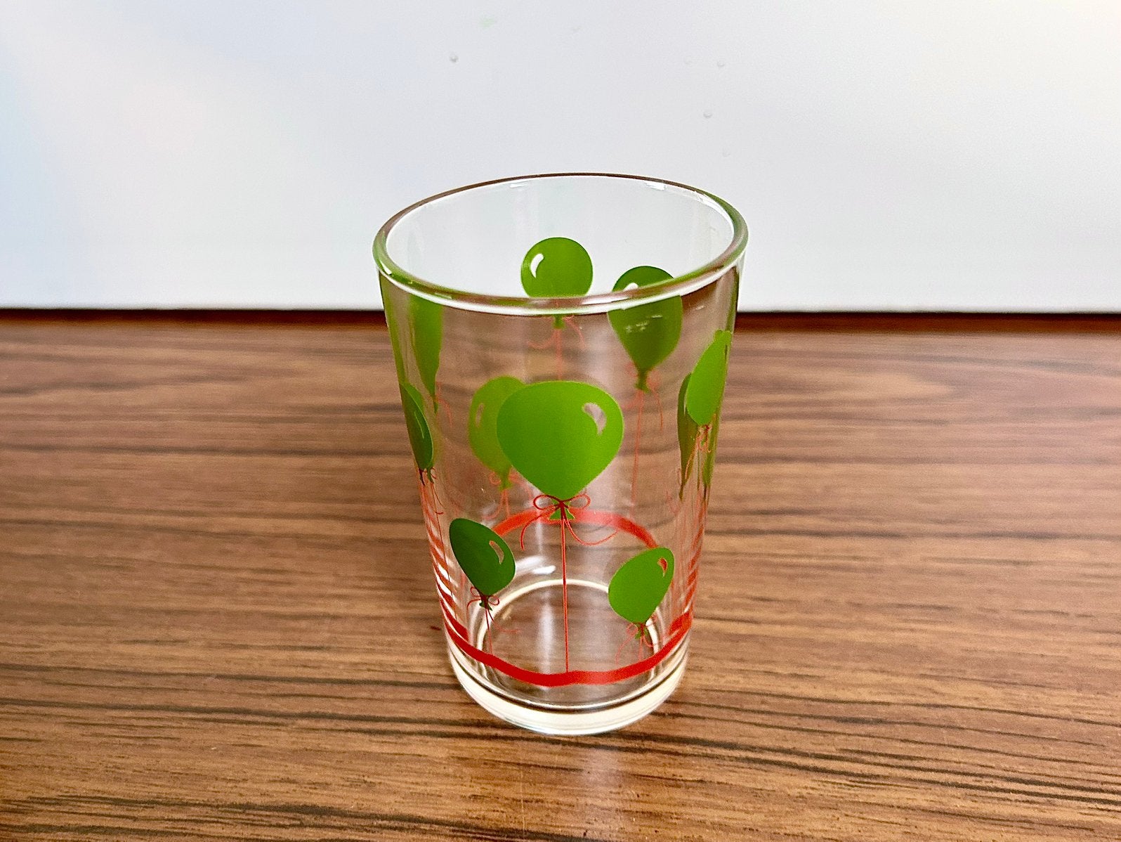 Vintage drinkglas groene ballonnen retro, Ophalen, Gebruikt, Waterglas