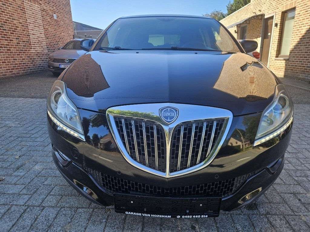 Lancia Delta 1.6D 115 ch - 2010 - 180.000 km - Manuelle, Autos, Achat, Boîte manuelle, Noir, 5 portes