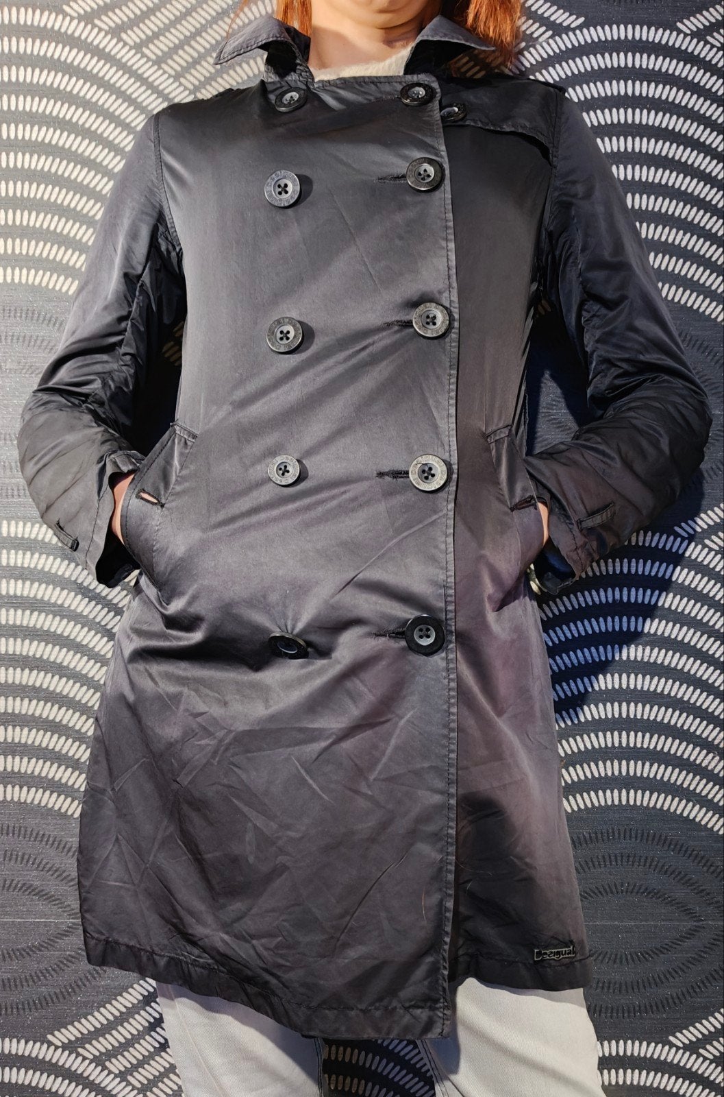 Trench croisé noir brodé femme Desigual - Taille 38 FR (M), Vêtements | Femmes, Taille 38/40 (M), Enlèvement ou Envoi, Noir, Desigual