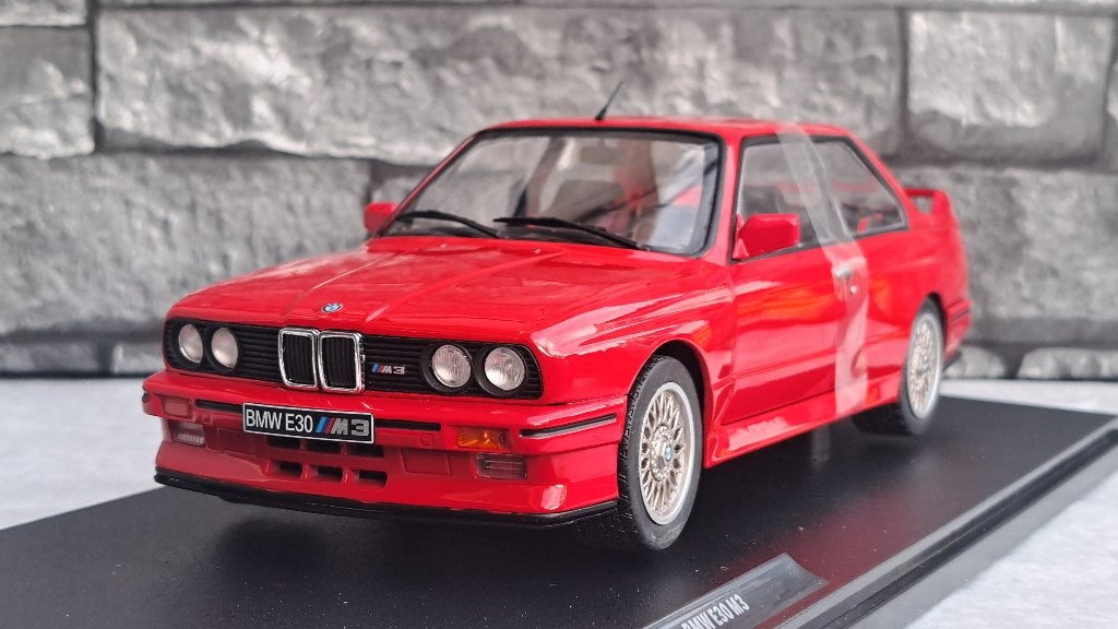 BMW M3 E30 Red 1/18ème, Enlèvement ou Envoi, Solido, Voiture, Solido