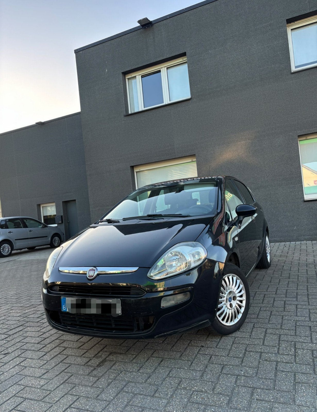 Fiat Punto 2013 – Benzine – Rijklaar– Gekeurd + Car-Pass, Auto's, Euro 5, 5 deurs, Particulier, Punto