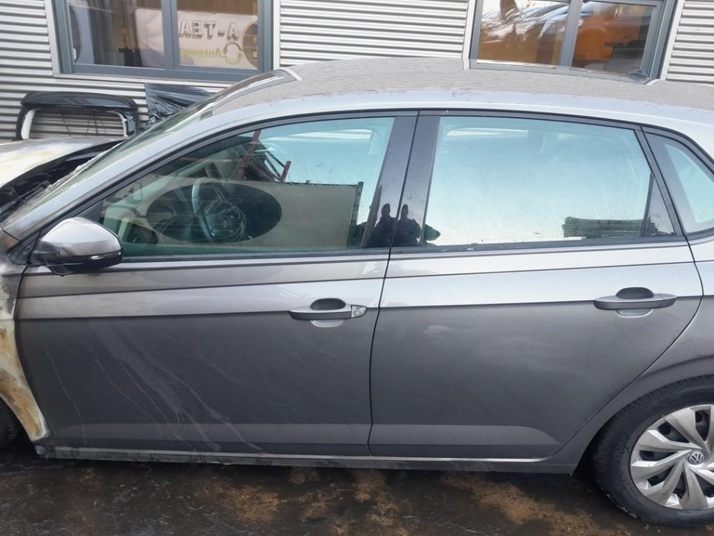 PORTIER LINKS VOOR Volkswagen Polo VI (AW1) (2G4831051N), Auto-onderdelen, Gebruikt, Voor, Volkswagen, Deur