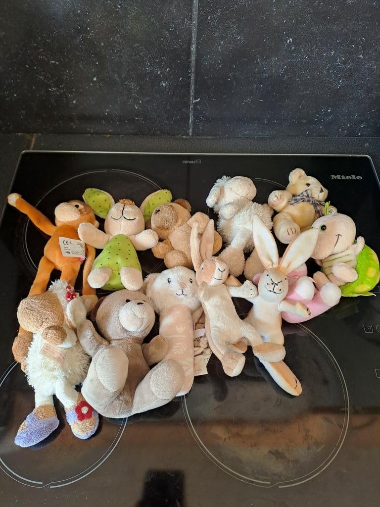 Lot hondenspeelgoed te koop, Ophalen