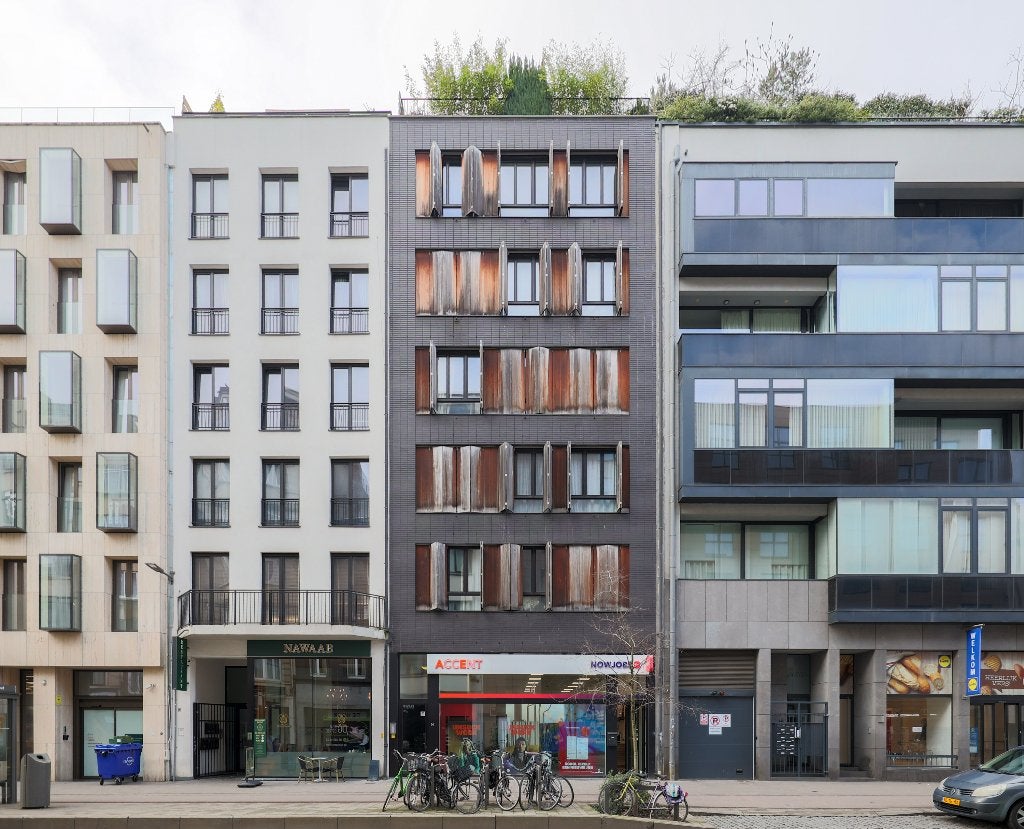 Centraal gelegen appartement met rustig terras, 93 kWh/m²/jaar, Tot 200 m², Antwerpen, 2 kamers