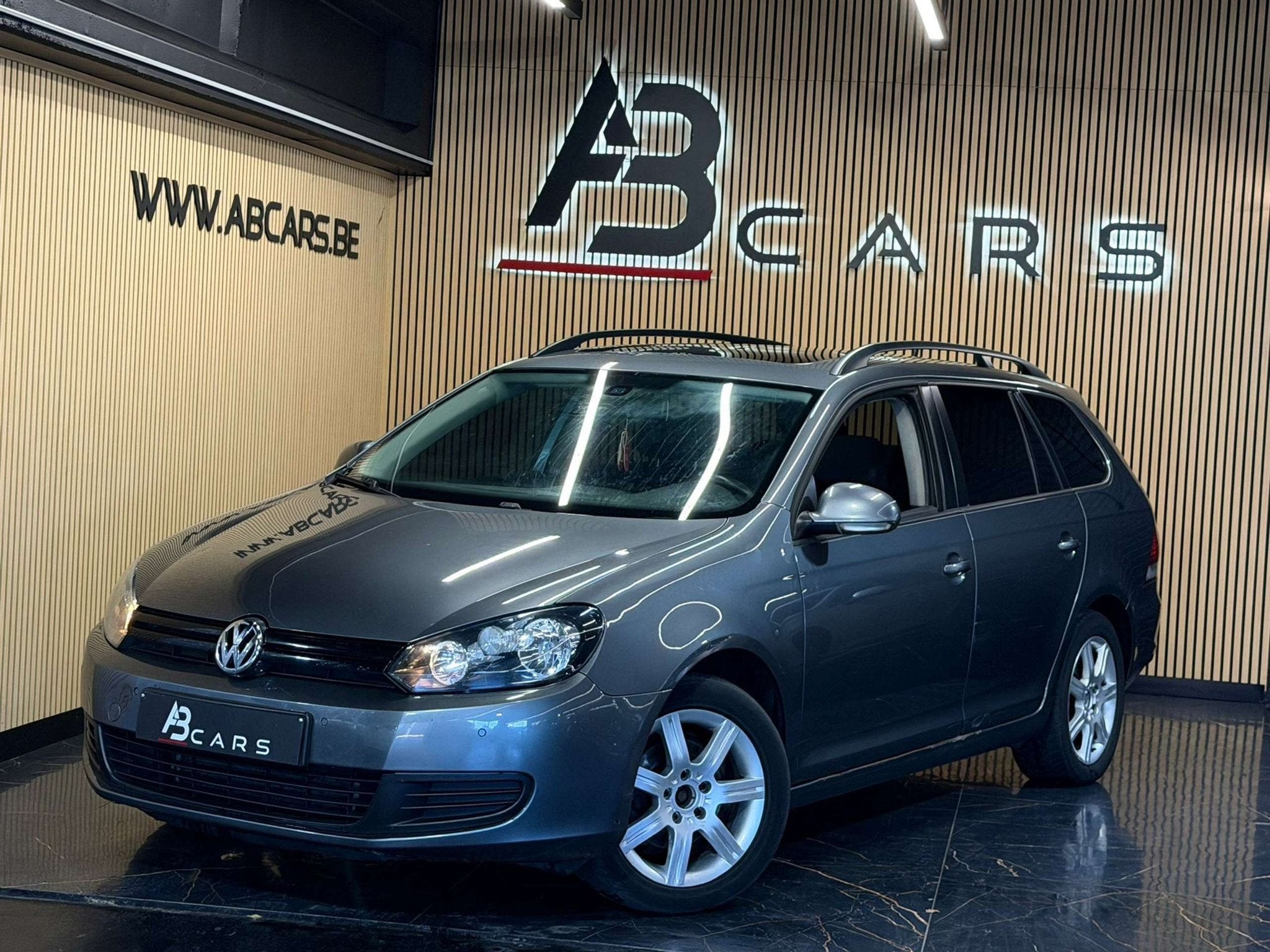 Volkswagen Golf Variant SW 1.6 CR TDi Highline * TOIT PANO -, Commande vocale, Achat, 105 ch, Entreprise
