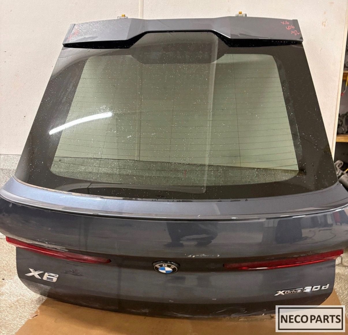 BMW X6 G06 ACHTERKLEP ORIGINEEL COMPLEET ALLES LEVERBAAR!!!, Arrière, -, Haillon arrière, Utilisé