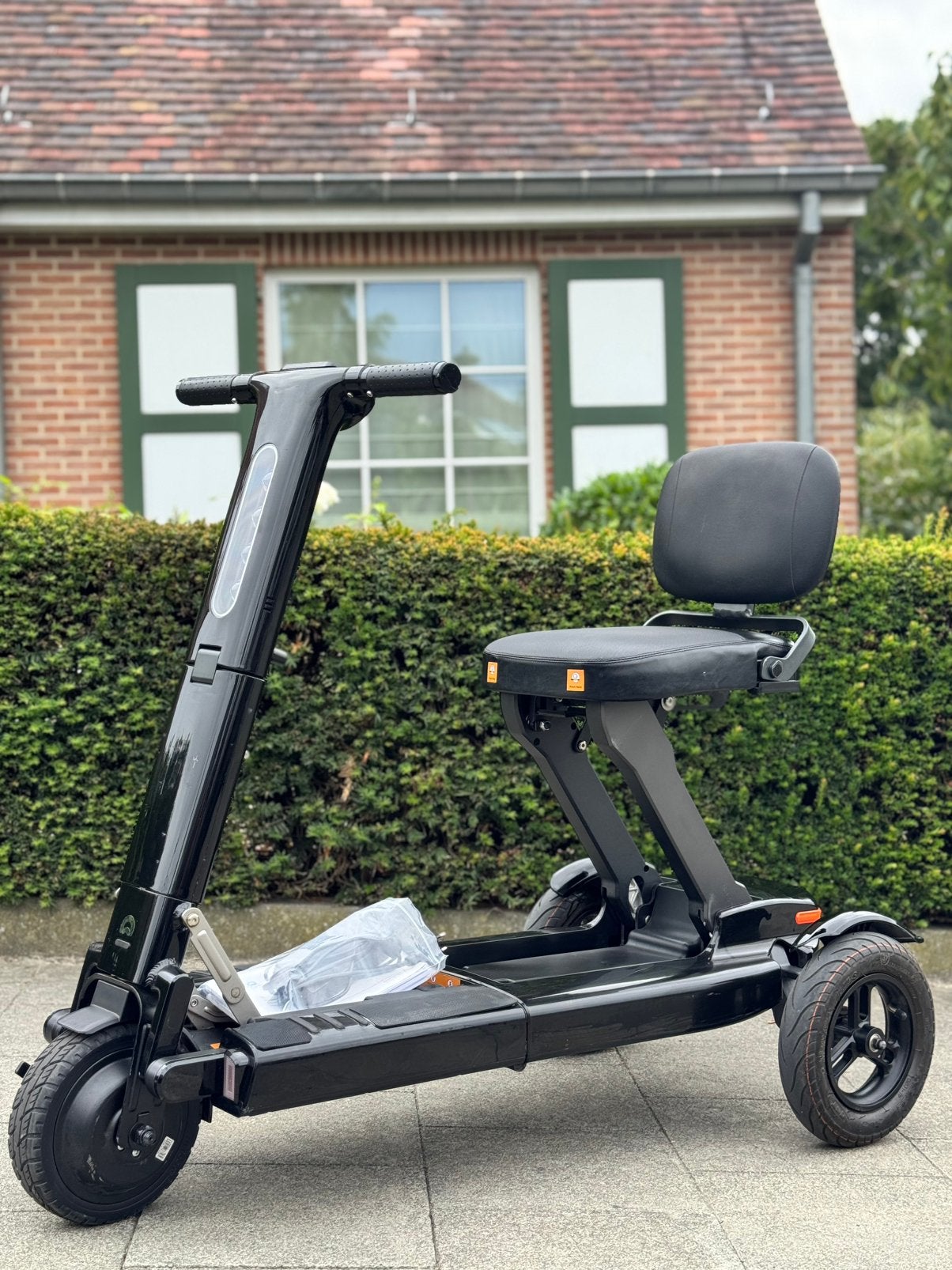 Scootmobiel pliable RELYNC R2 Voiturette électrique PMR, Divers, Chaises roulantes, Enlèvement ou Envoi, Comme neuf
