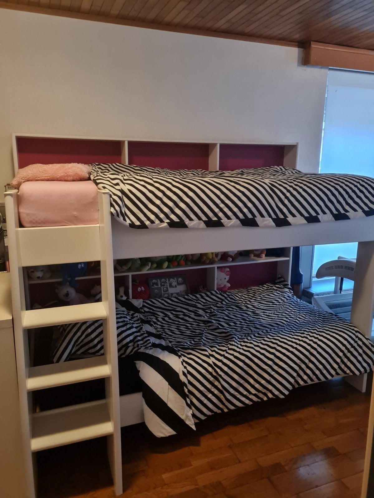 wit stapelbed breedte 131cm, lengte 206cm en hoogte 165 cm, Ophalen, Zo goed als nieuw, Stapelbed