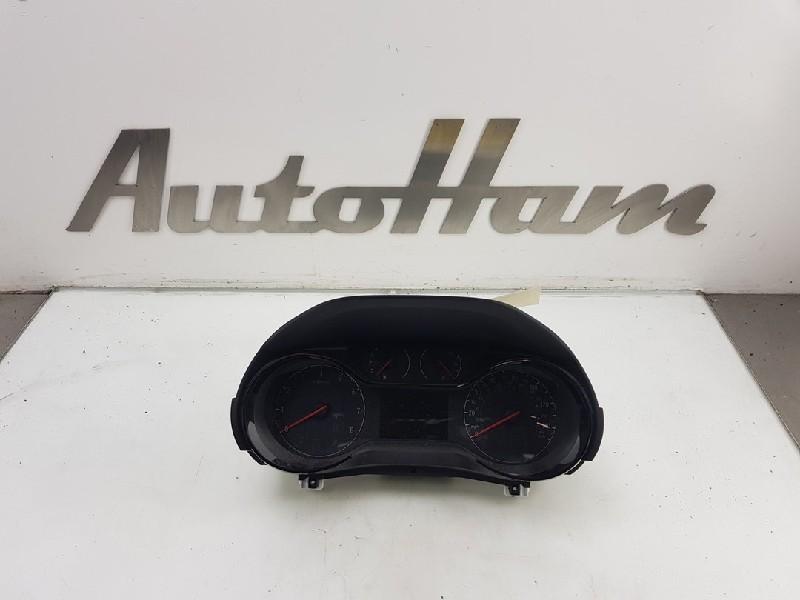 INSTRUMENTS DE BORD Corsa F (UB / UH / UP) (|9831575980|), Utilisé, Opel