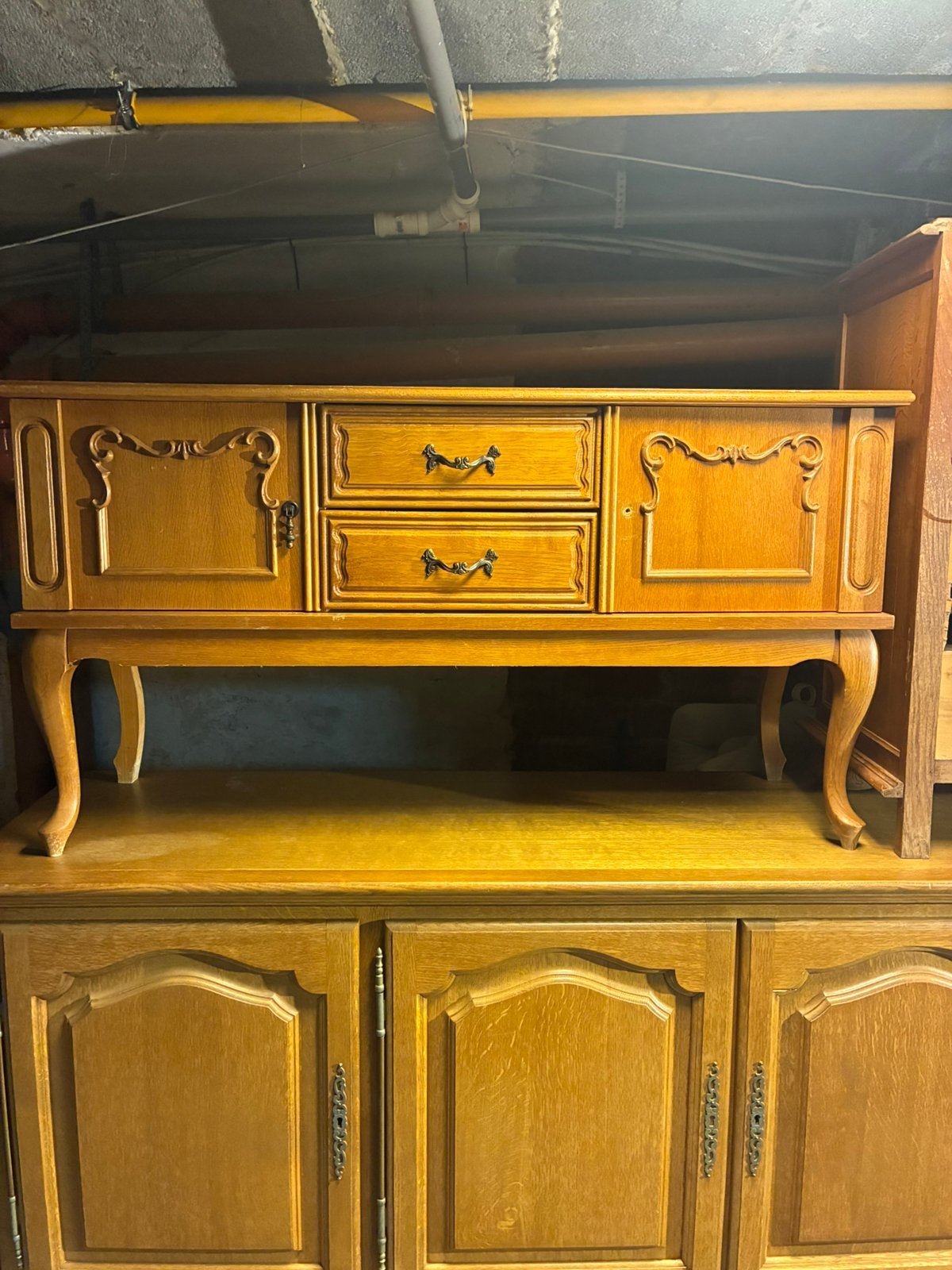 Buffet/meuble TV classique en chêne sur pieds élégants, Maison & Meubles, 25 à 50 cm, Moins de 100 cm, Comme neuf, Enlèvement