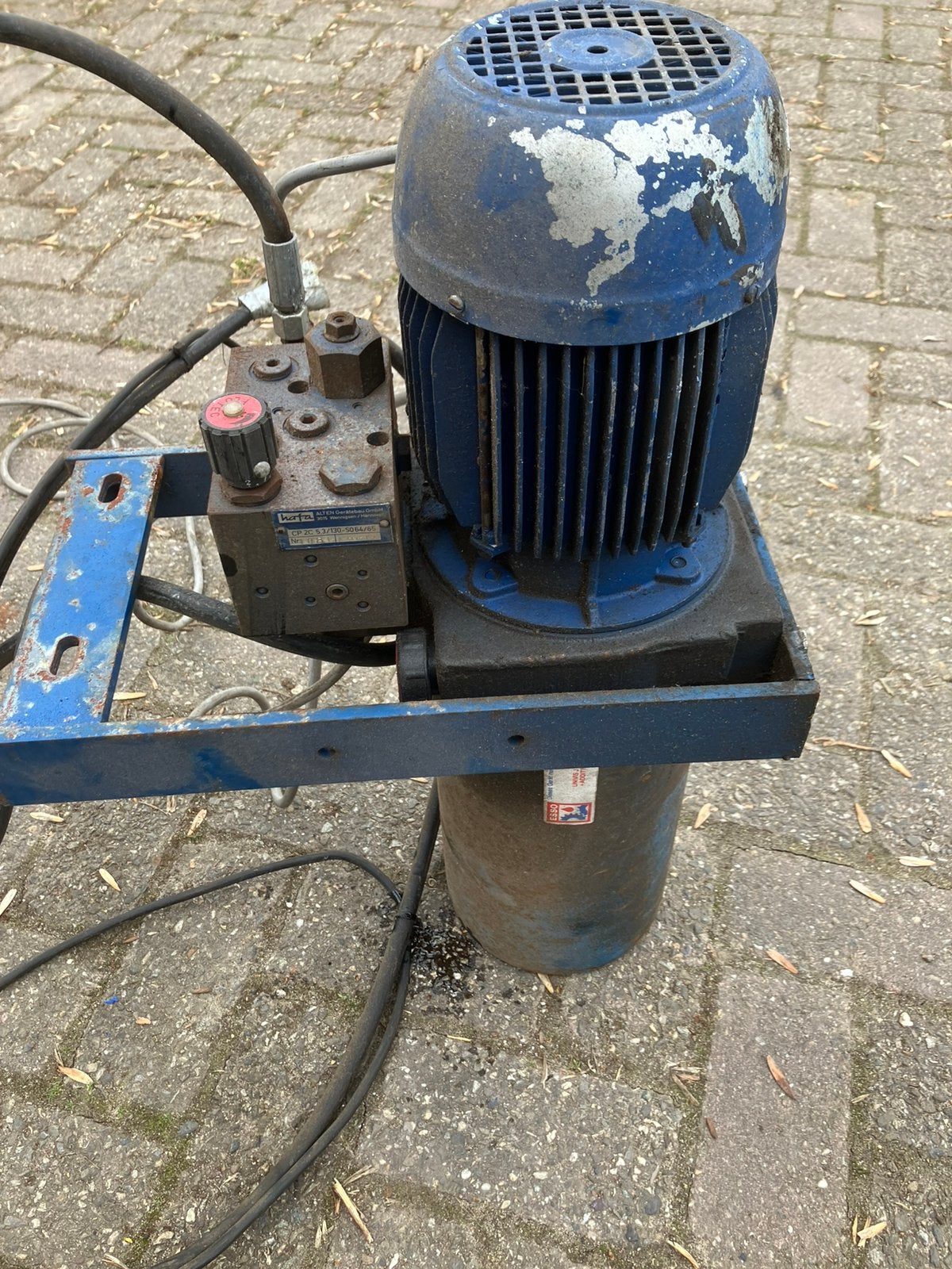 Unité hydraulique 400 volts, Enlèvement, Comme neuf