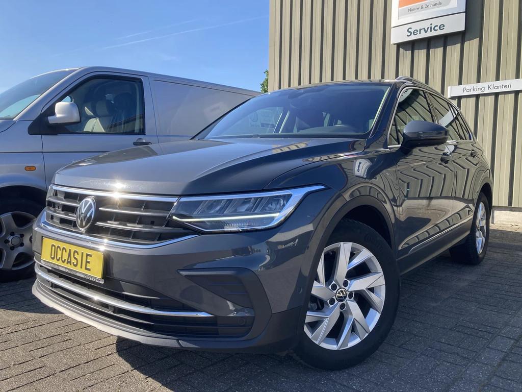 Volkswagen Tiguan Life MOVE 150tsi -GPS -App -ACC -Aluvelgen, Auto's, Volkswagen, Stof, 4 cilinders, Bedrijf, 150 pk