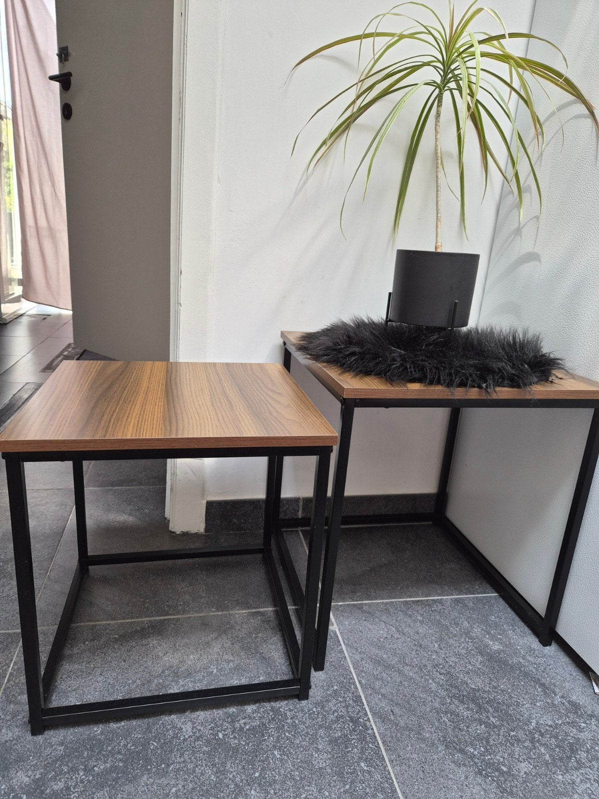 2 tables d'appoint, Maison & Meubles, Tables | Tables d'appoint, Enlèvement