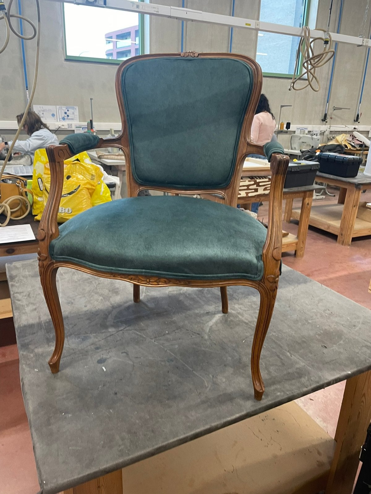 Fauteuil louis xv, Ophalen