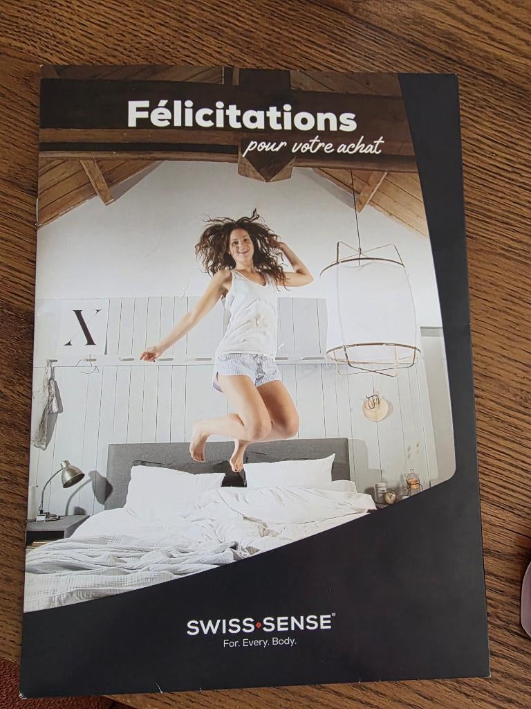 Boxspring électrique 140x200 - État Neuf - Facture 3165€, Enlèvement, 200 cm, Deux personnes, Velours premium