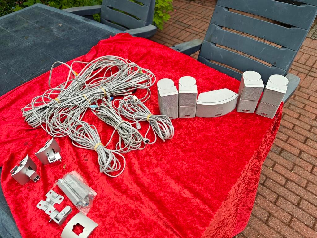 Bose Jewel luidsprekers 5x zilvergrijs met luidsprekerkabels, Ophalen of Verzenden, Bose