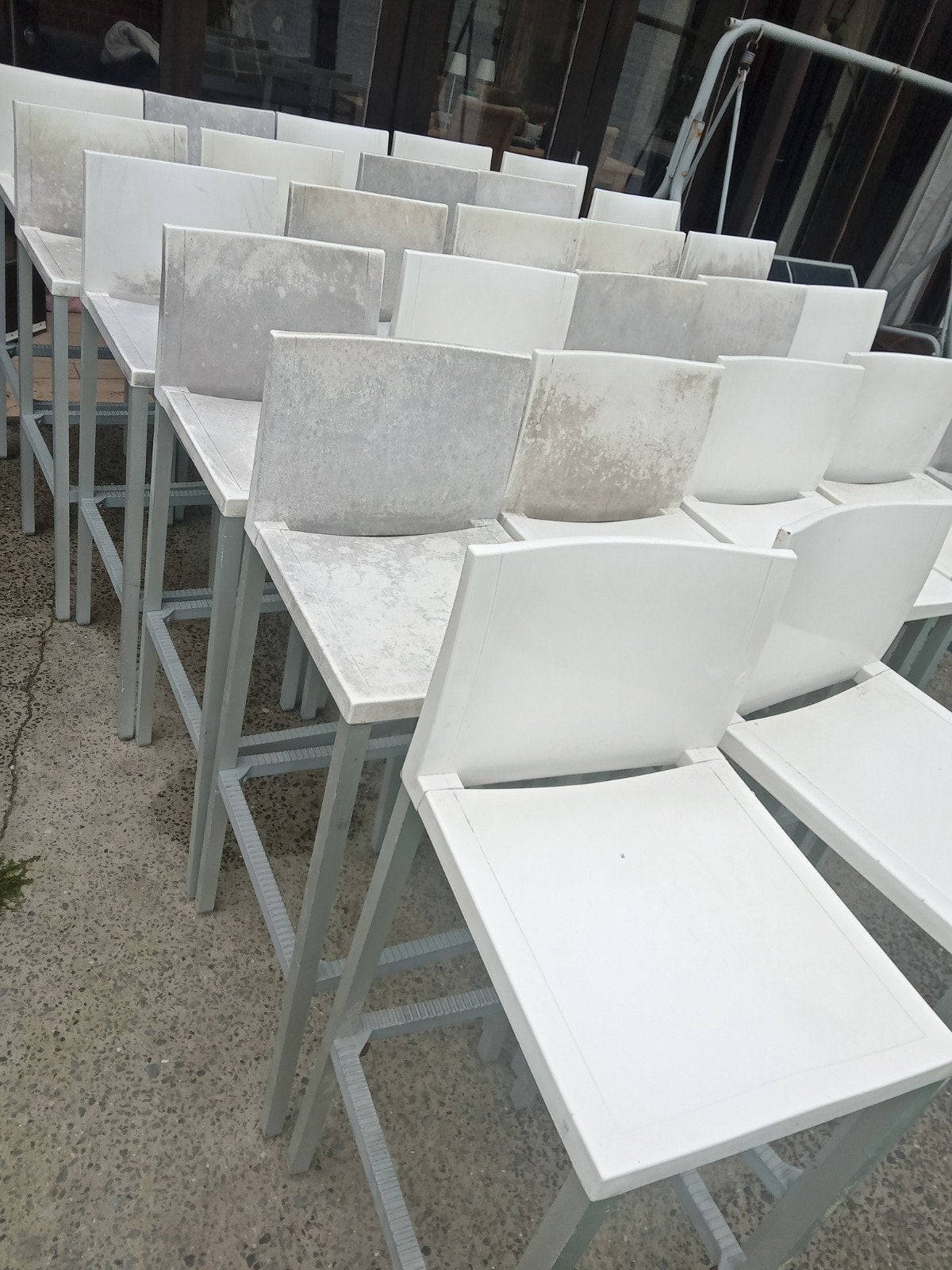 27 chaises de bar d'extérieur, Enlèvement, Utilisé, Synthétique, Chaise
