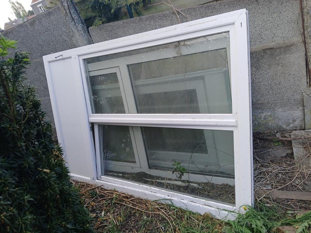 Châssis pvc tailles différentes, Châssis de fenêtre, Enlèvement, Utilisé, Vitre comprise