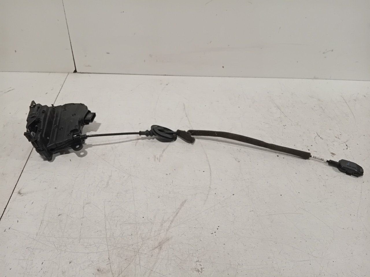Slot mechaniek portier elektrisch centrale vergrendeling rec, Onderdelen@venauto.nl, Van der Ven Autorecycling B.V., Ettenseweg 76, 4706 PB Roosendaal, The Netherlands