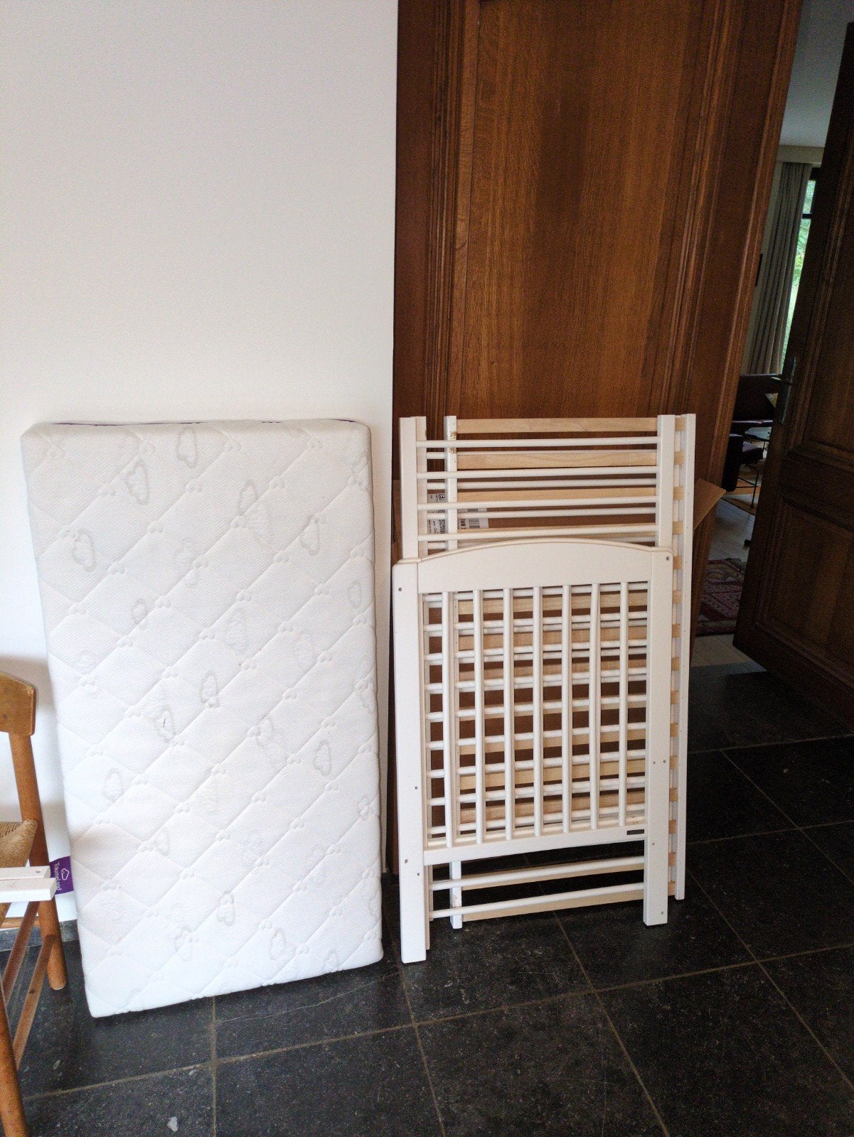 lit bébé en bois blanc, Enlèvement, Lit
