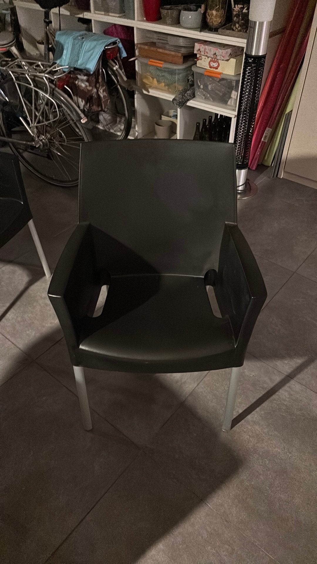 Tuinstoelen, Enlèvement, Utilisé