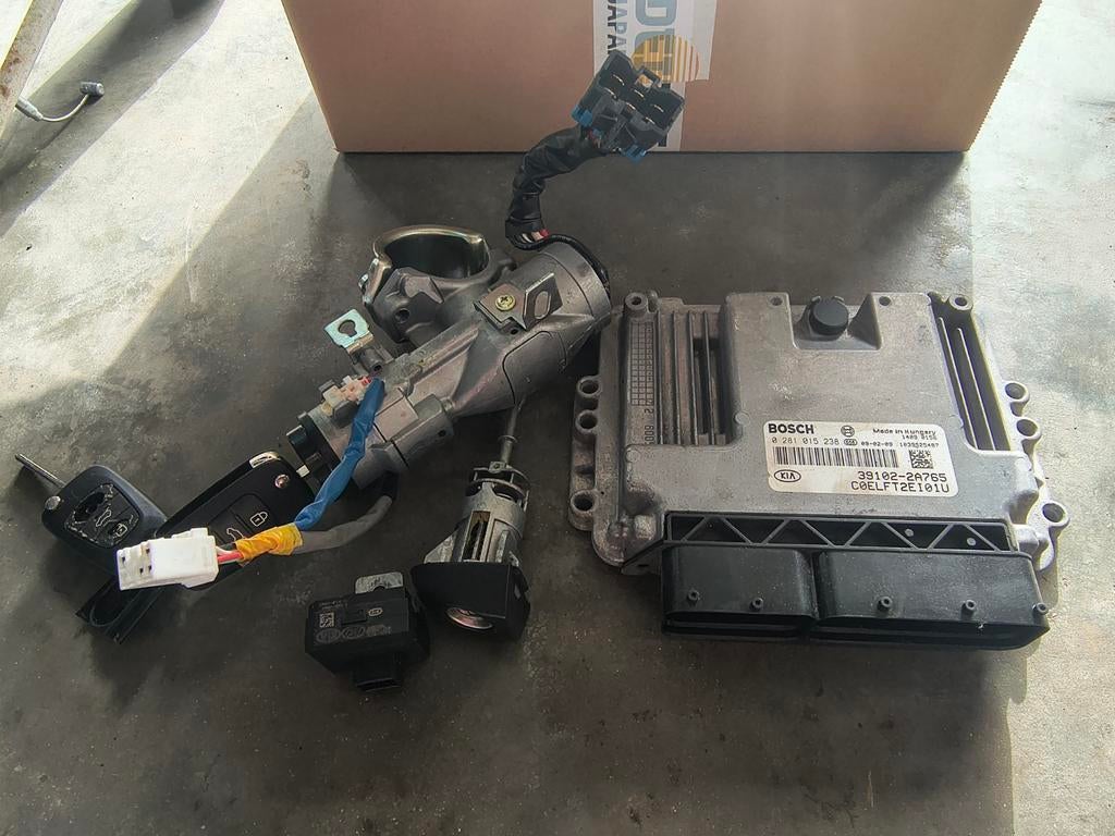 Ecu slotenset Kia ceed 1.6 crdi 2010, Ophalen, Kia