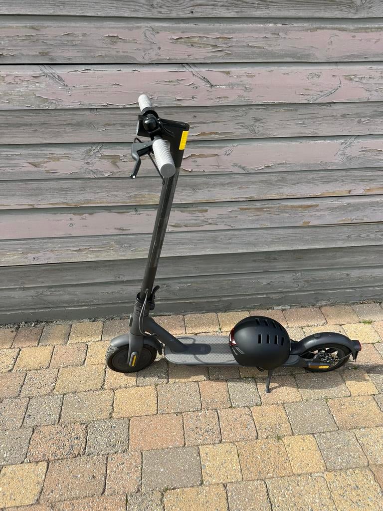 Xiaomi step s1 in goede staat + gratis helm, Enlèvement, Comme neuf
