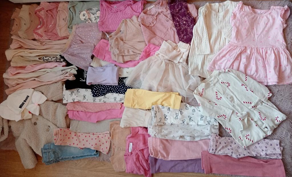 Te koop baby meisjeskleding pakket, Ophalen, Zo goed als nieuw