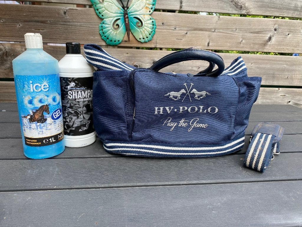 Poetstas en paardenshampoo, Dieren en Toebehoren, BR, Ophalen, Poetstas