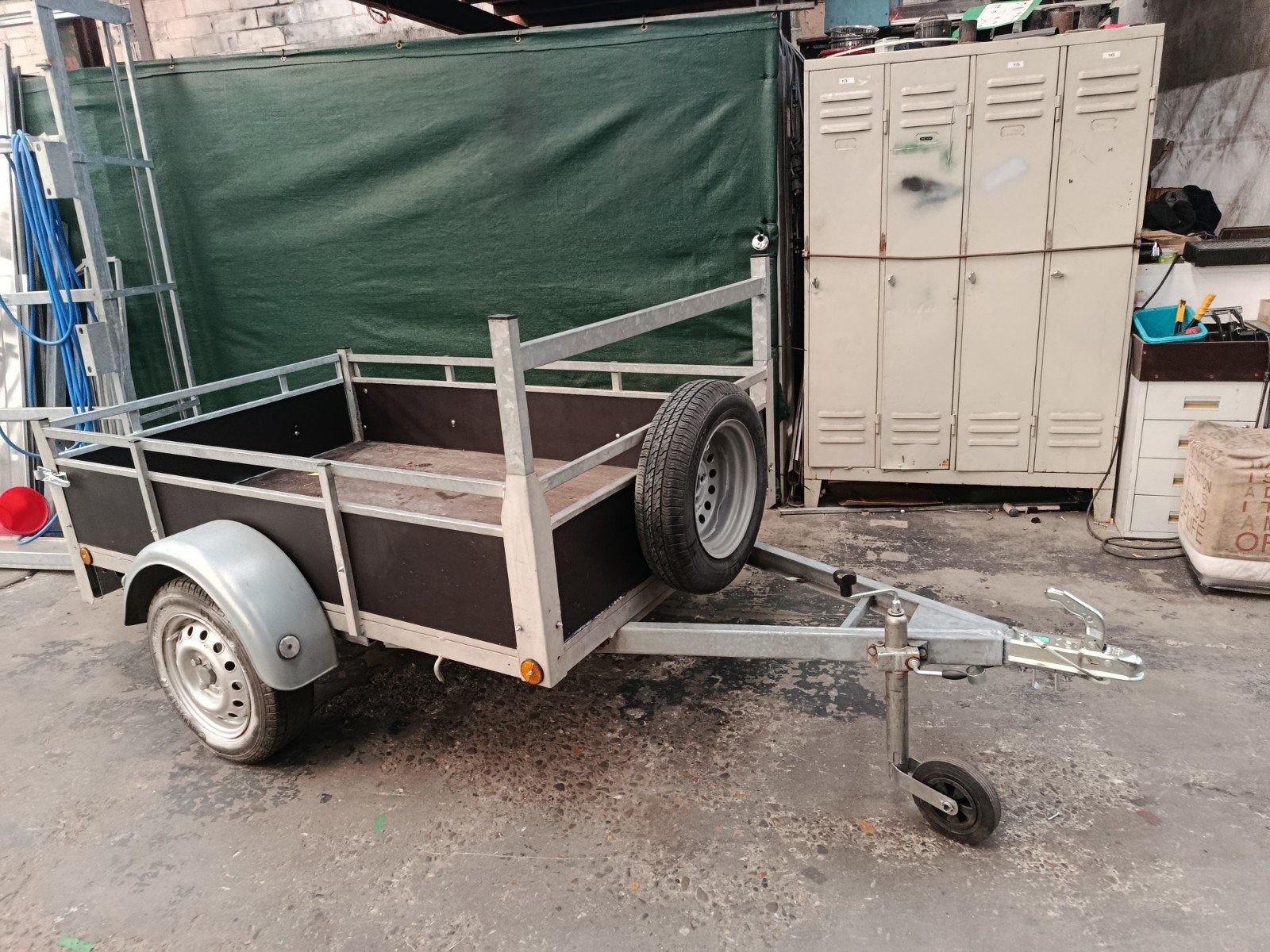 Aanhangwagen, Auto diversen, Ophalen