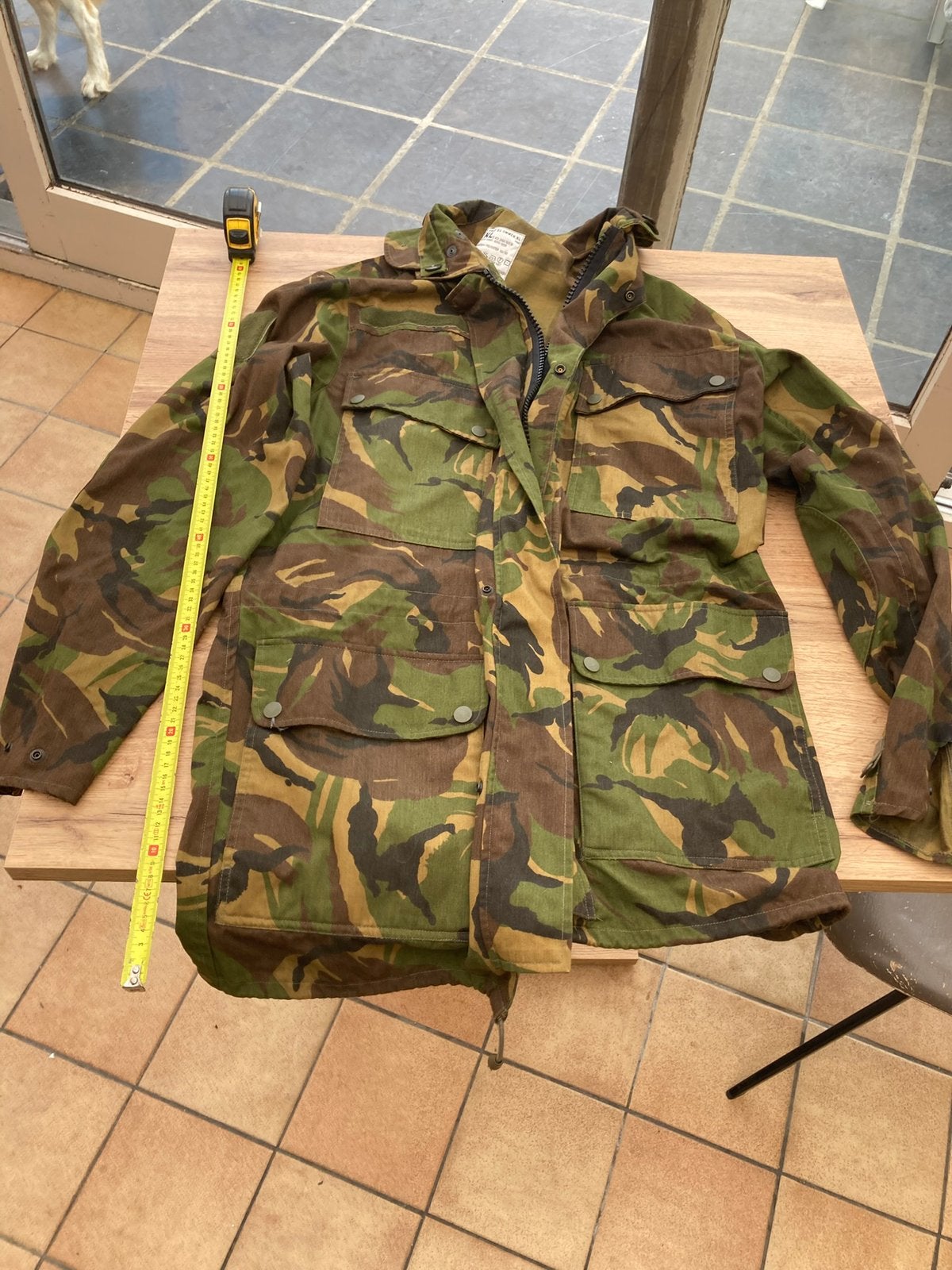 NL legerjas kleine beschadiging aan de linker mauw maat L/XL, Collections, Objets militaires | Général, Enlèvement ou Envoi, Armée de terre