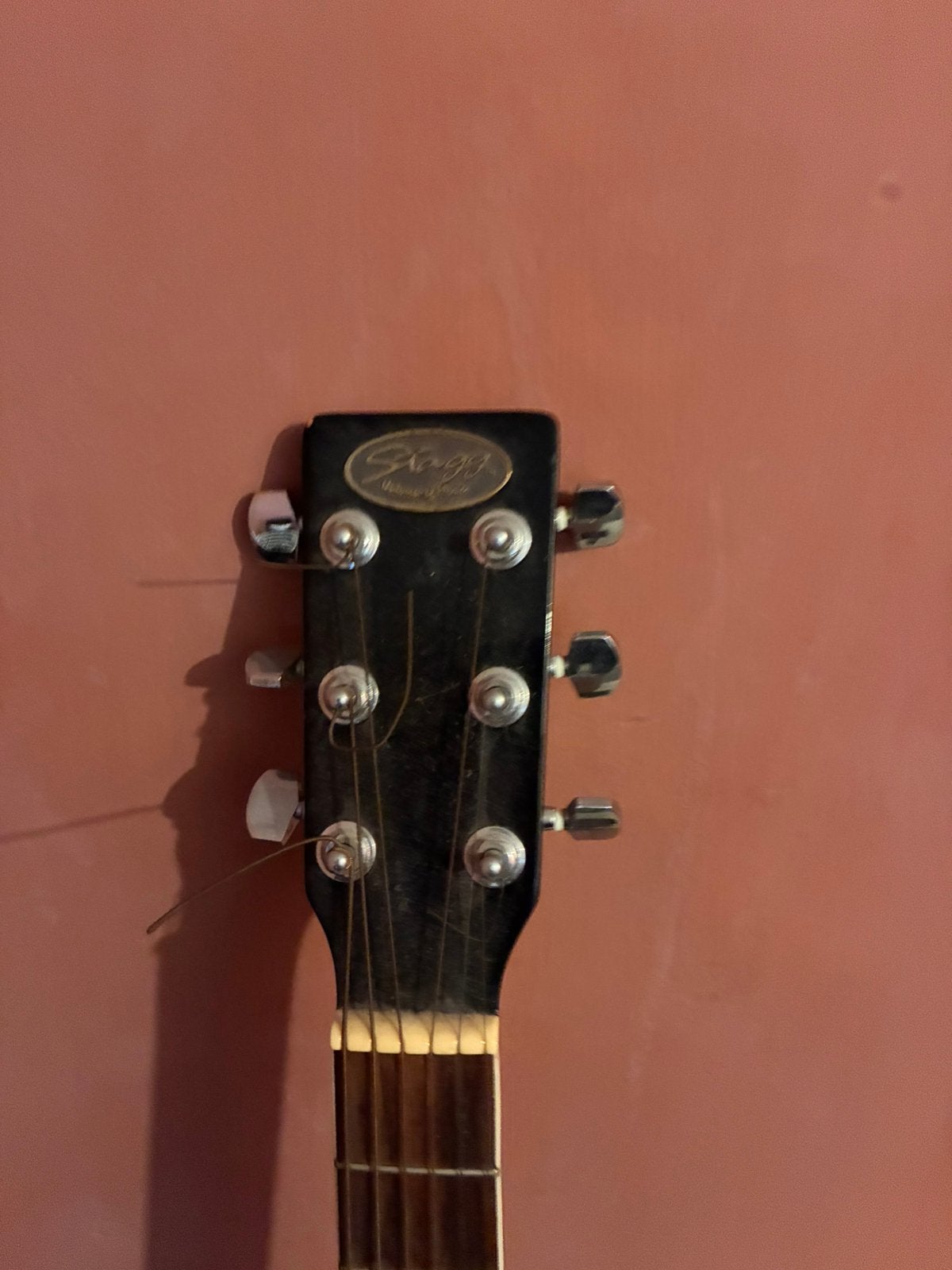 Acoustische gitaar, Ophalen, Zo goed als nieuw