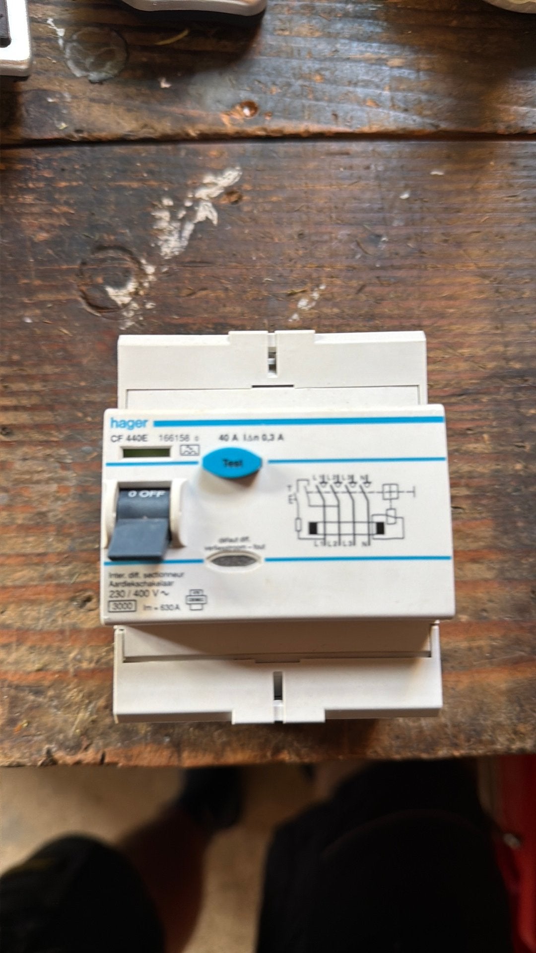 Differentieel 300 ma/ 4p/40a, Doe-het-zelf en Bouw, Ophalen of Verzenden, Gebruikt, Hager