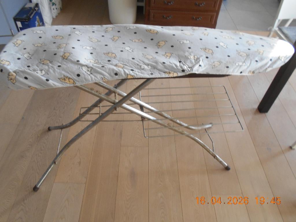 table a repasser, Electroménager, Enlèvement, Comme neuf
